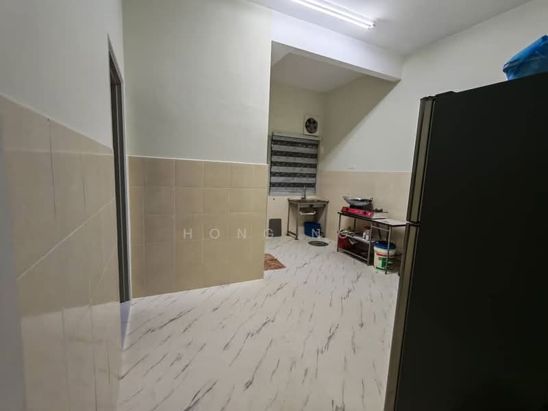 2-storey Terraced House for Rent in Telok Panglima Garang (Selangor) - Hong Ng - Kitchen - PropertyGuru.com.my