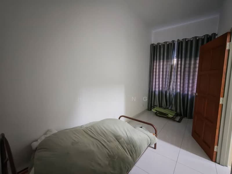 2-storey Terraced House for Rent in Telok Panglima Garang (Selangor) - Hong Ng - Bedroom - PropertyGuru.com.my