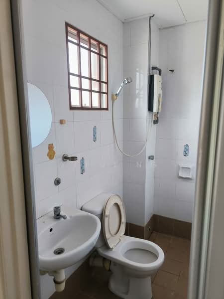 2-storey Terraced House for Rent in Shah Alam (Selangor) - YiHui Ng - Bathroom - PropertyGuru.com.my