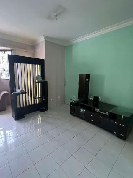 Taman Segar Perdana Cheras untuk Untuk Dijual - RM 780,000, Apr 2026 - Living Room - PropertyGuru.com.my