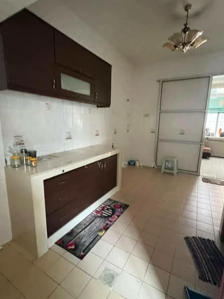 Taman Segar Perdana Cheras untuk Untuk Dijual - RM 780,000, Apr 2026 - Kitchen - PropertyGuru.com.my