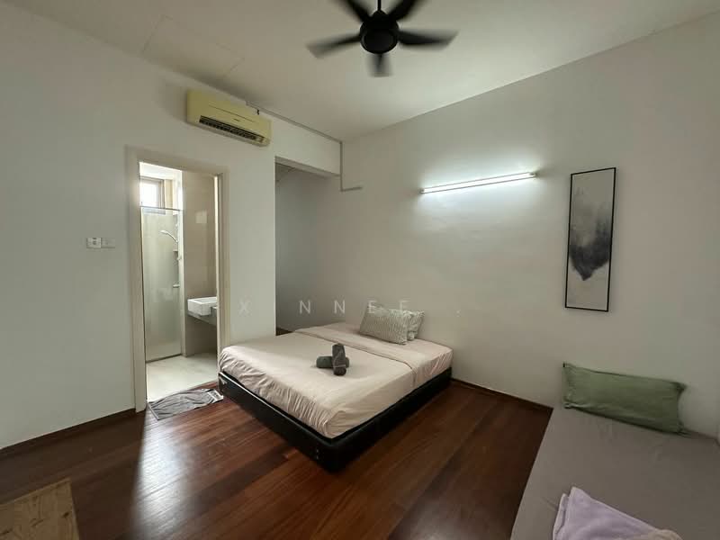 3-storey Terraced House for Sale in Gelugor (Penang) - Xinnee . - Bedroom - PropertyGuru.com.my