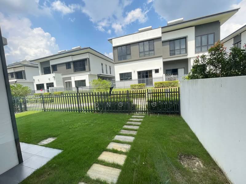 Semi-Detached House for Rent in Setia Alam (Selangor) - Hong Ng - Exterior - PropertyGuru.com.my