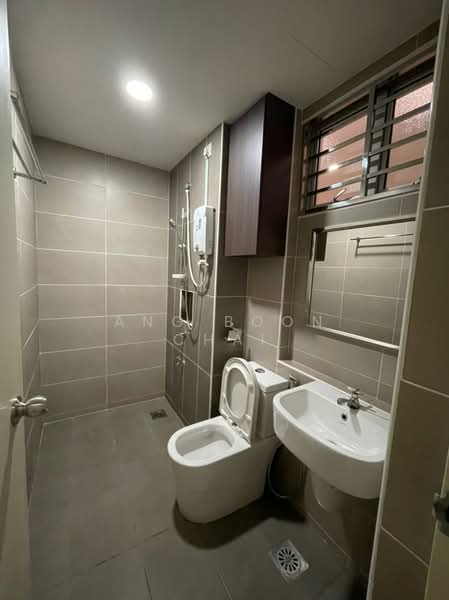 D'Putra Suites untuk Untuk Disewa - RM 3,600 /bulan, Apr 2026 - Bathroom - PropertyGuru.com.my