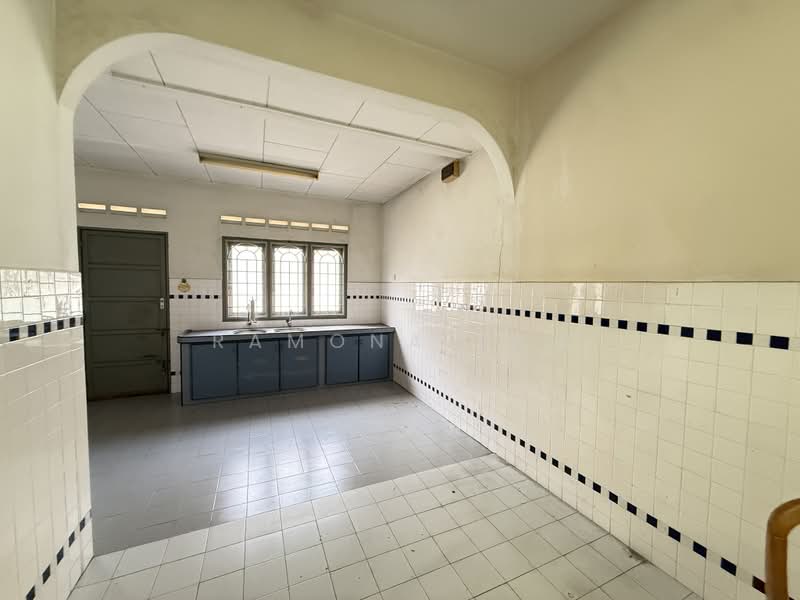 Rumah Teres 2 Tingkat untuk Dijual di Taman Kasturi (Melaka City) - Ramona Tan - Kitchen - PropertyGuru.com.my