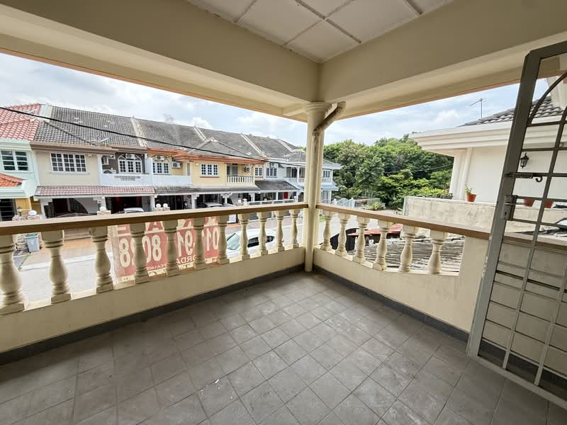 Rumah Teres 2 Tingkat untuk Dijual di Taman Kasturi (Melaka City) - Ramona Tan - Balcony - PropertyGuru.com.my
