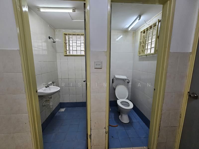 Seroja untuk Untuk Dijual - RM 155,000, Apr 2026 - Bathroom - PropertyGuru.com.my