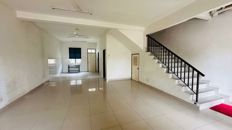 Rawang, Saujana Rawang untuk Untuk Dijual - RM 530,000, Apr 2026 - Living Room - PropertyGuru.com.my