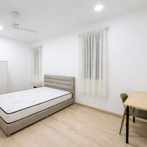 Condominium for Rent at Parkhill Residence - Jason Lee - Bedroom - PropertyGuru.com.my