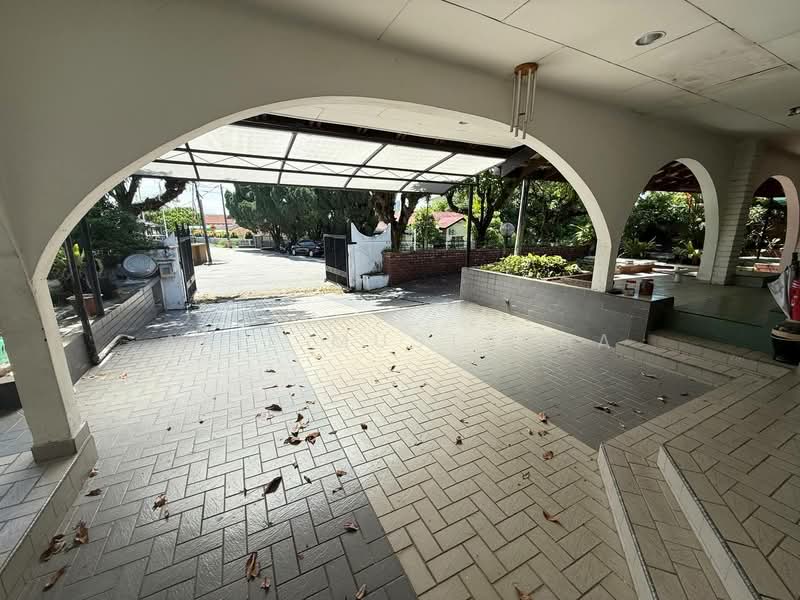 Bungalow for Sale in Kampung Tunku (Petaling Jaya) - Arif Mustapha - Exterior - PropertyGuru.com.my