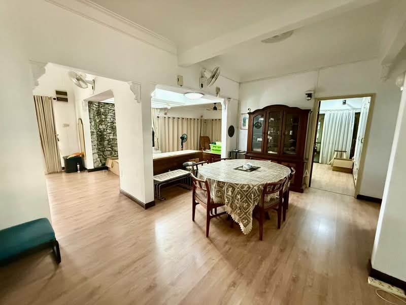 Bungalow for Sale in Kampung Tunku (Petaling Jaya) - Arif Mustapha - Living Room - PropertyGuru.com.my