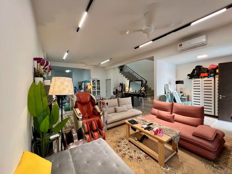 2-storey Terraced House for Sale in Cyberjaya (Selangor) - Ewat Khairul - Living Room - PropertyGuru.com.my