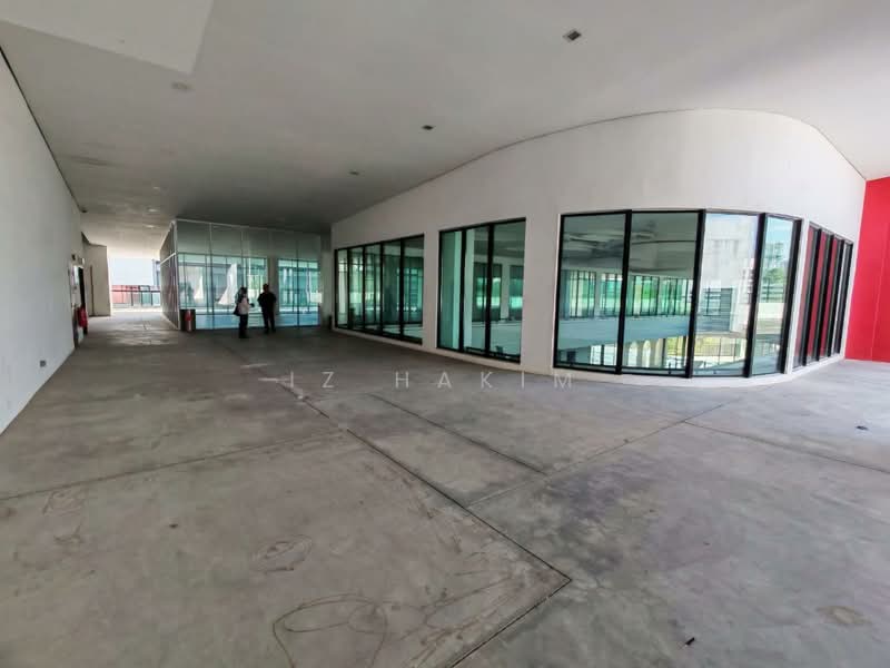 Retail Space for Sale in Cyberjaya (Selangor) - Iz Hakim - Corridor - PropertyGuru.com.my
