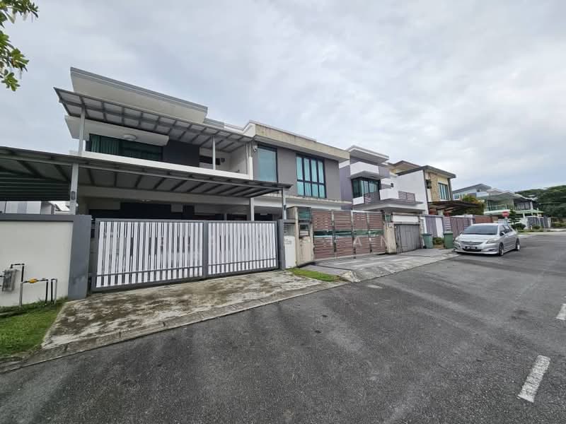 Cluster House for Sale in Skudai (Johor) - Elaine Tan - Exterior - PropertyGuru.com.my