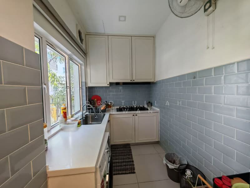 Semi-Detached House for Sale in Cyberjaya (Selangor) - Gudrotullah Ikhwan - Kitchen - PropertyGuru.com.my