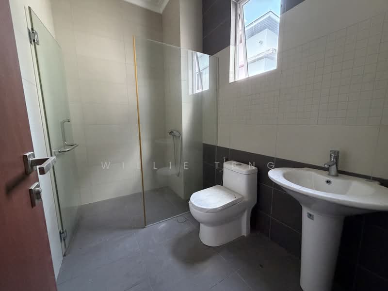 Beverly Heights untuk Untuk Dijual - RM 2,100,000, Apr 2026 - Bathroom - PropertyGuru.com.my