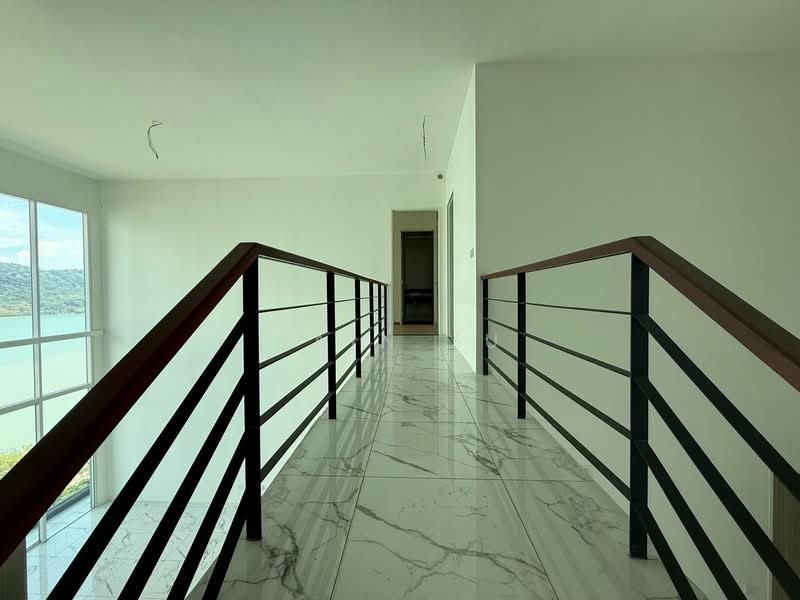 Condominium for Sale at QuayWest Residence - Rain Yu - Corridor - PropertyGuru.com.my