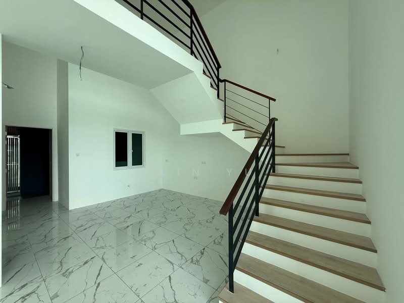 Condominium for Sale at QuayWest Residence - Rain Yu - Staircase - PropertyGuru.com.my