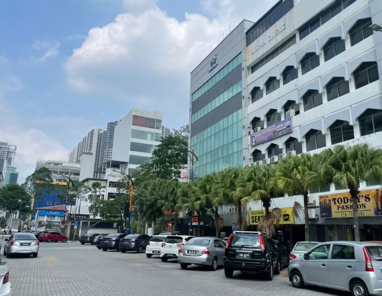 Shop for Rent in Johor Bahru (Johor) - Brendy Hoo - Exterior - PropertyGuru.com.my