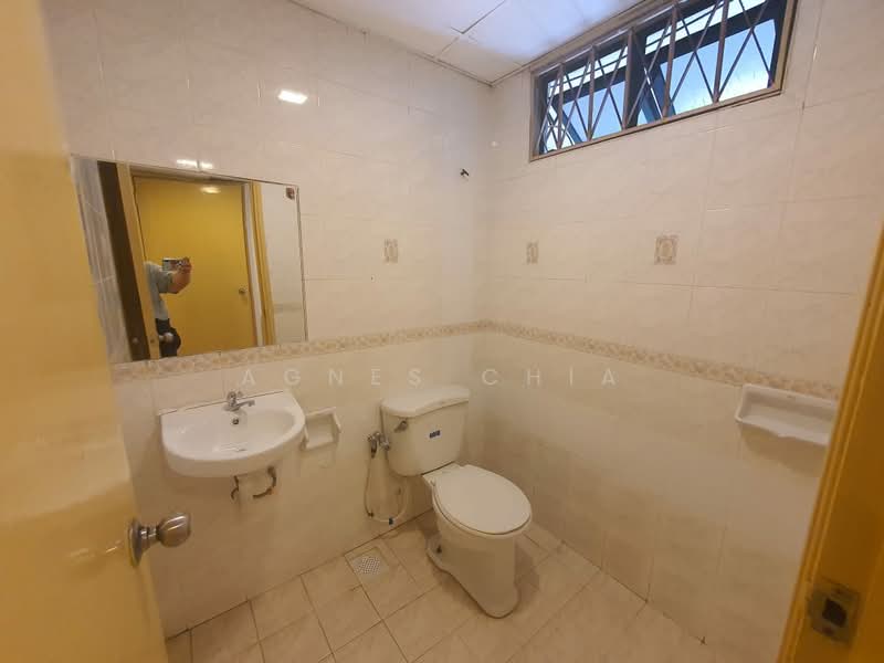 Condominium for Rent at Vista Damai - Agnes Chia - Bathroom - PropertyGuru.com.my