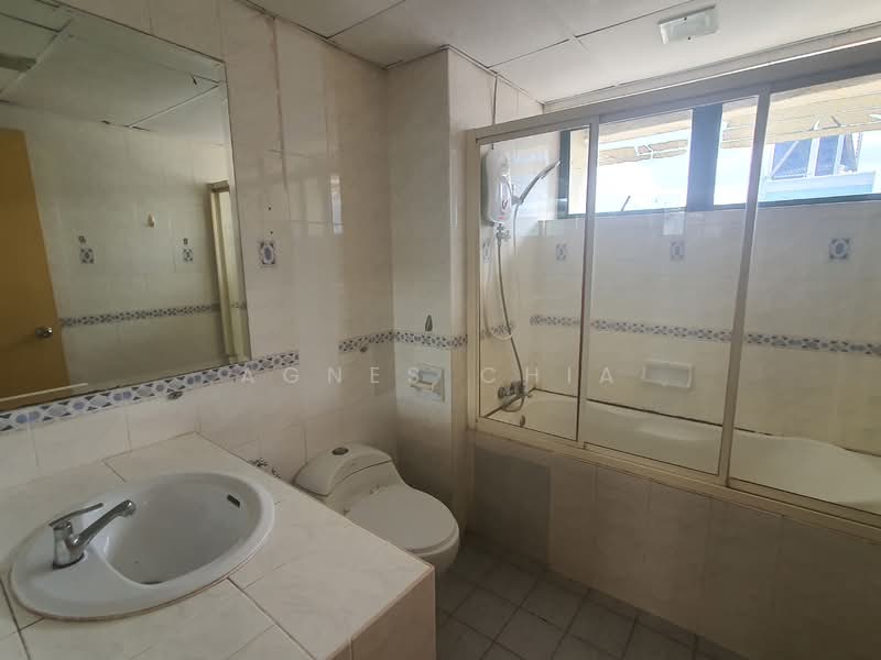 Condominium for Rent at Vista Damai - Agnes Chia - Bathroom - PropertyGuru.com.my