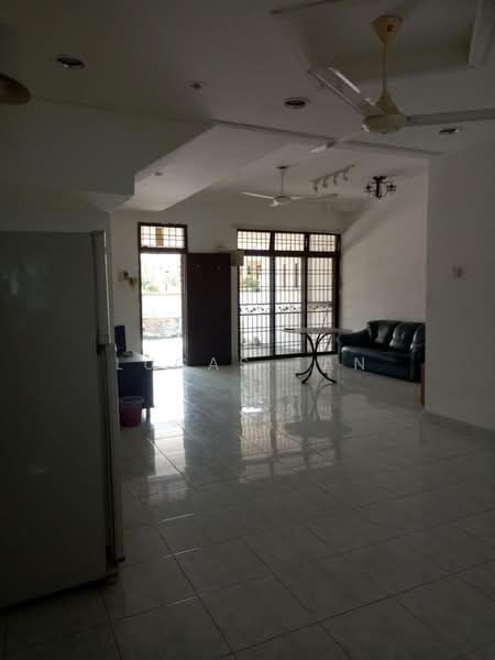2-storey Terraced House for Rent in Taman Desa Tebrau (Tebrau) - Lucas Tan - Living Room - PropertyGuru.com.my