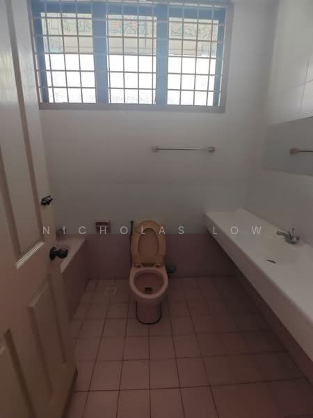 Taman Suria Johor bahru Town Jalan Suria untuk Untuk Disewa - RM 2,500 /bulan, Apr 2026 - Bathroom - PropertyGuru.com.my