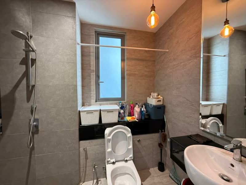 Triuni Residences untuk Untuk Disewa - RM 3,500 /bulan, Apr 2026 - Bathroom - PropertyGuru.com.my