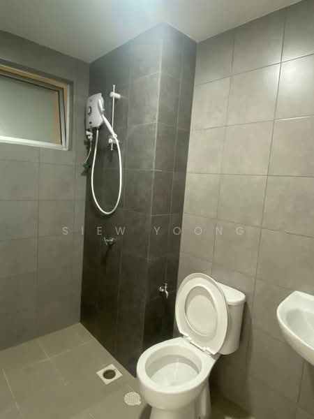 Condominium for Rent at Residensi Sateria - Siew Yoong - Bathroom - PropertyGuru.com.my