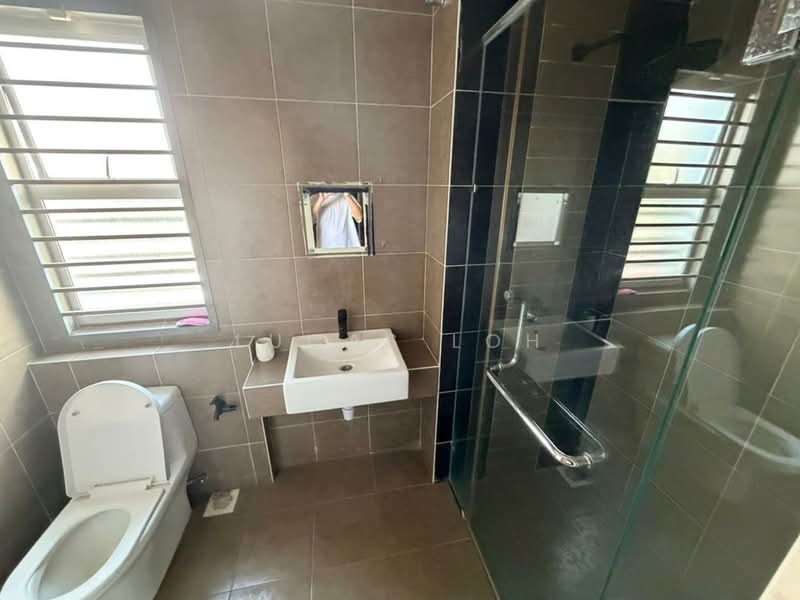 2-storey Terraced House for Sale in Bandar Seri Coalfields (Ijok) - Lucas Loh - Bathroom - PropertyGuru.com.my