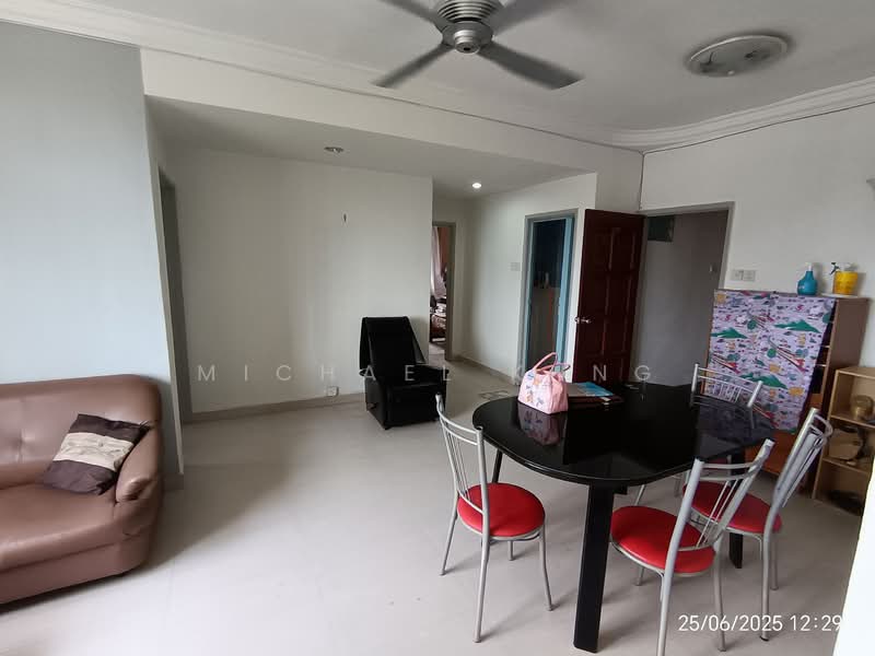 Kondominium untuk Dijual di Azuria Condominium - Michael Khng - PropertyGuru.com.my