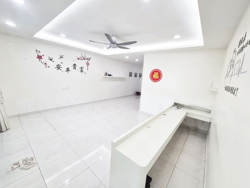 Rumah Teres 2 Tingkat untuk Dijual di Bandar Putra Jaya (Tebrau) - Constance Chan - Living Room - PropertyGuru.com.my
