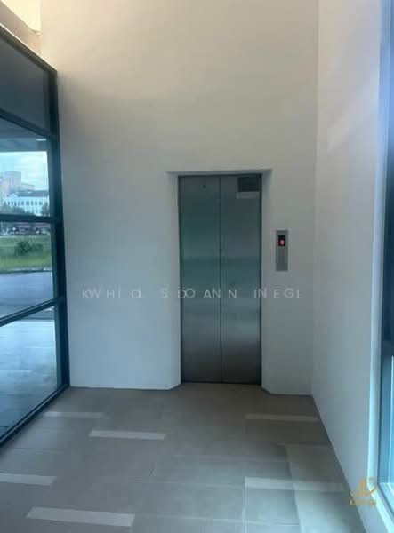 Shop / Office for Sale in Kota Kemuning (Shah Alam) - Kho Daniel - Entrance - PropertyGuru.com.my