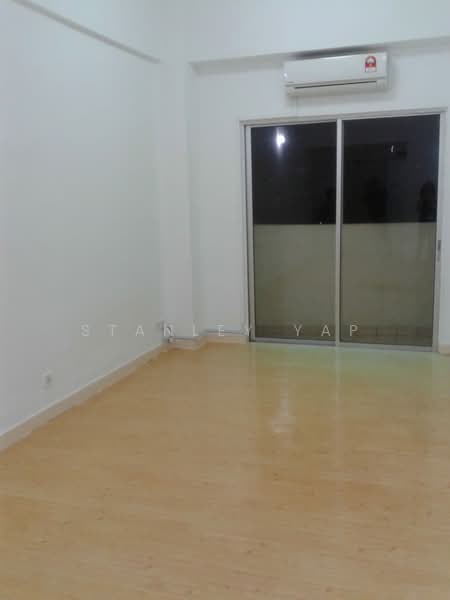 Service Residence for Sale at Mayfair - Stanley Yap - Living Room - PropertyGuru.com.my