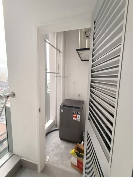 Dorsett Waterfront Subang untuk Untuk Disewa - RM 2,000 /bulan, Apr 2026 - Balcony - PropertyGuru.com.my