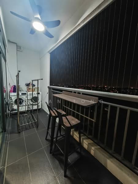 Servis Apartment untuk Dijual di 8Scape Residence @ Sutera - Joan Tong - Balcony - PropertyGuru.com.my