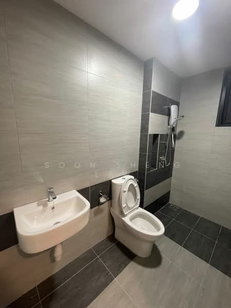 Kondominium untuk Dijual di Aster Residence - Soon Sheng Law - Bathroom - PropertyGuru.com.my