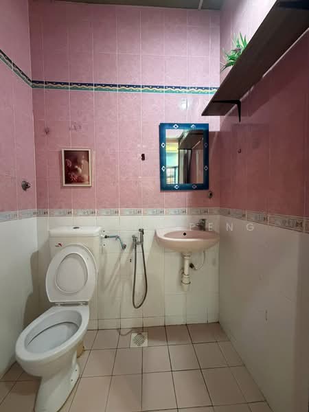 1-storey Terraced House for Sale in Kulai (Johor) - Loh Lee Peng - Bathroom - PropertyGuru.com.my