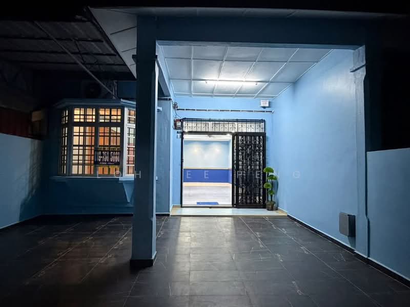 1-storey Terraced House for Sale in Kulai (Johor) - Loh Lee Peng - Entrance - PropertyGuru.com.my