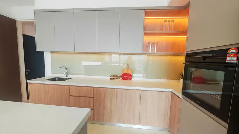 Kondominium untuk Dijual di Capella Embassy (D'Rapport Residences) - Jamie Chen - Kitchen - PropertyGuru.com.my