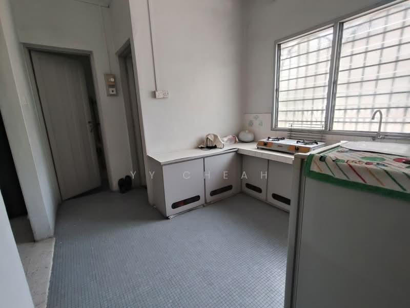 Taman Tambun untuk Untuk Dijual - RM 240,000, Apr 2026 - Kitchen - PropertyGuru.com.my