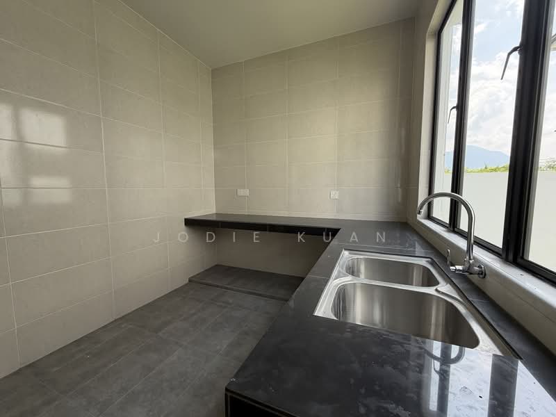 Semi-Detached House for Sale in Bandar Baru Sri Klebang (Chemor) - Jodie Kuan - Kitchen - PropertyGuru.com.my