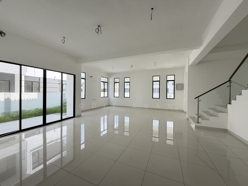 Semi-Detached House for Sale in Bandar Baru Sri Klebang (Chemor) - Jodie Kuan - Living area - PropertyGuru.com.my