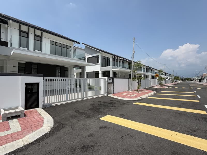 Semi-Detached House for Sale in Bandar Baru Sri Klebang (Chemor) - Jodie Kuan - Exterior - PropertyGuru.com.my