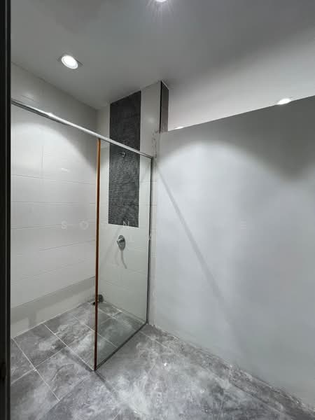 Semi-Detached House for Sale in Subang Jaya (Selangor) - Soon Sheng Law - Bathroom - PropertyGuru.com.my