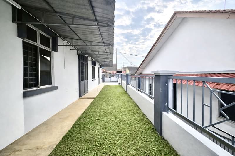 Semi-Detached House for Sale in Taman Indera (Kuantan) - Jessica Boey - Exterior - PropertyGuru.com.my