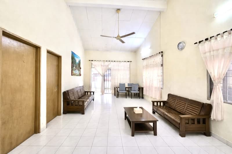 Semi-Detached House for Sale in Taman Indera (Kuantan) - Jessica Boey - Living Room - PropertyGuru.com.my