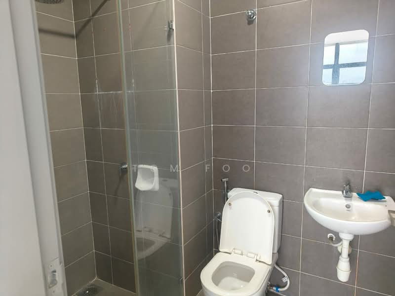 Service Residence for Rent at PJ5 Soho - Tom Foo - Bathroom - PropertyGuru.com.my
