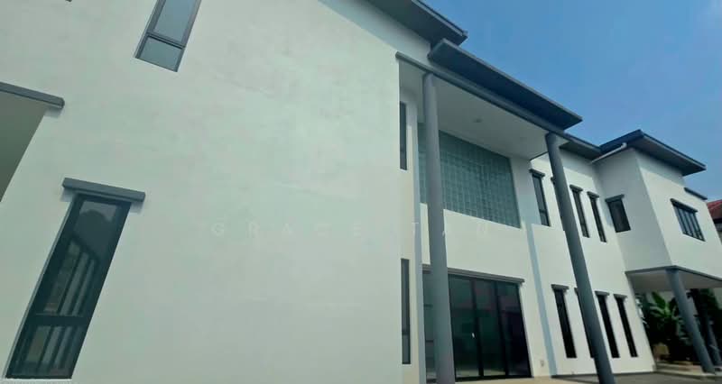 Bungalow for Sale in Taman Equine (Seri Kembangan) - Grace Tan - Exterior - PropertyGuru.com.my