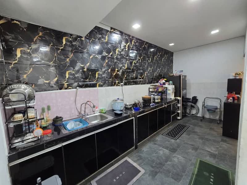 2-storey Terraced House for Sale in Taman Seri Orkid (Skudai) - Calvin Wong - Kitchen - PropertyGuru.com.my